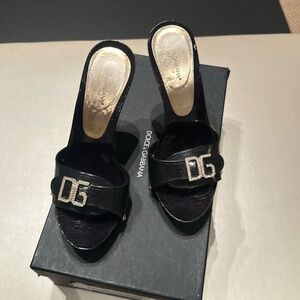 Dolce and Gabbana Black heels